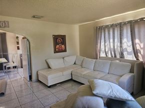 1909-1911 Mayo St, Hollywood FL 33020