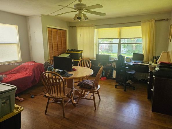 1909-1911 Mayo St, Hollywood FL 33020
