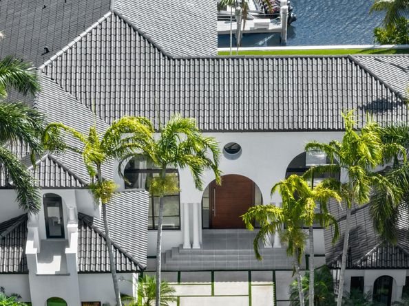 144 Paloma Dr, Coral Gables FL 33143