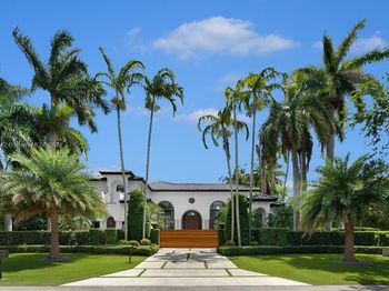 144 Paloma Dr