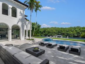 144 Paloma Dr, Coral Gables FL 33143