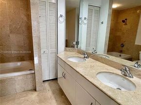 801 Brickell Key Blvd 1901, Miami FL 33131