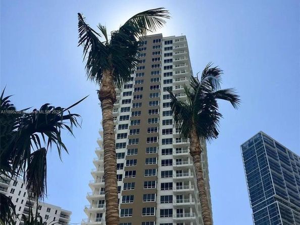 801 Brickell Key Blvd 1901, Miami FL 33131