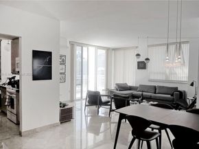 801 Brickell Key Blvd 1901, Miami FL 33131