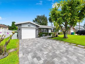 11741 NW 43rd Pl, Sunrise FL 33323