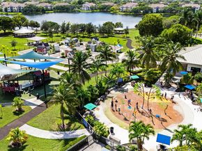 11741 NW 43rd Pl, Sunrise FL 33323