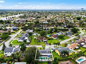 11741 NW 43rd Pl, Sunrise FL 33323