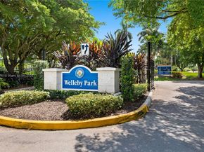 11741 NW 43rd Pl, Sunrise FL 33323