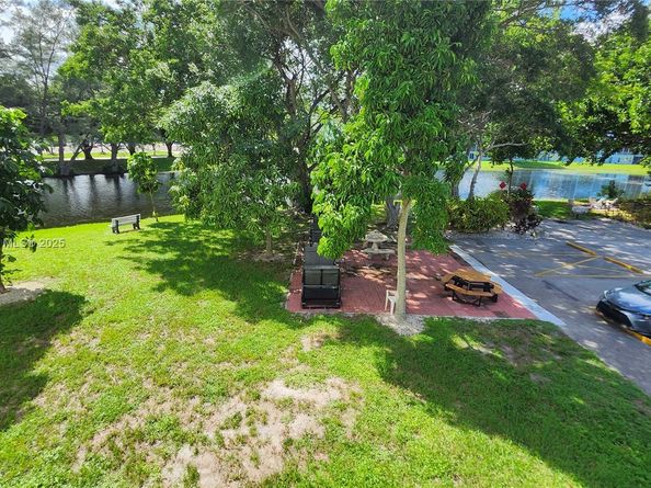 2144 Cambridge G 2144, Deerfield Beach FL 33442