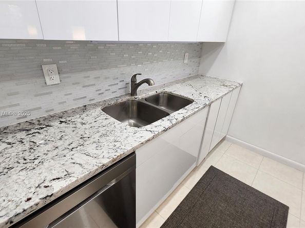 2144 Cambridge G 2144, Deerfield Beach FL 33442