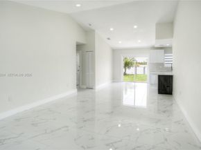 3060 NW 203rd Ter, Miami Gardens FL 33056