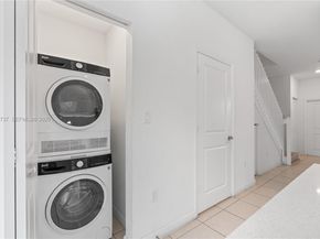 12147 NW 23rd Ct, Miami FL 33167