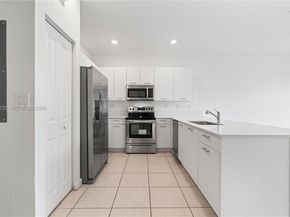 12147 NW 23rd Ct, Miami FL 33167