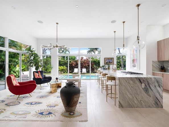 520 E Dilido Dr, Miami Beach FL 33139