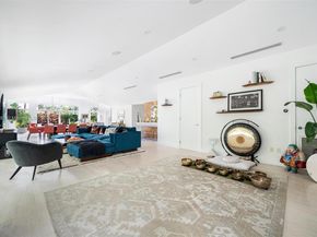 520 E Dilido Dr, Miami Beach FL 33139
