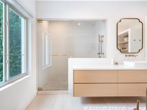 520 E Dilido Dr, Miami Beach FL 33139