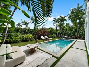 520 E Dilido Dr, Miami Beach FL 33139