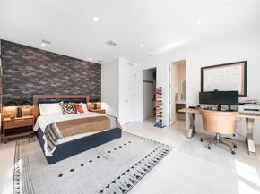 520 E Dilido Dr, Miami Beach FL 33139