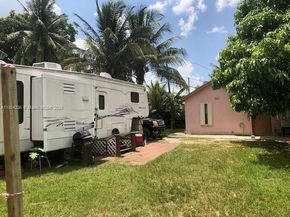 8044 NW 1st Pl, Miami FL 33150
