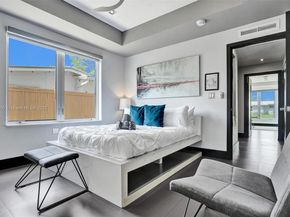 2612 Key Largo Ln, Fort Lauderdale FL 33312