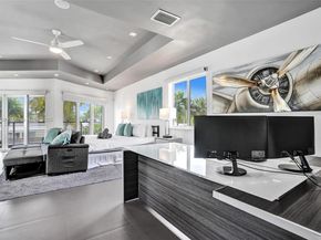 2612 Key Largo Ln, Fort Lauderdale FL 33312