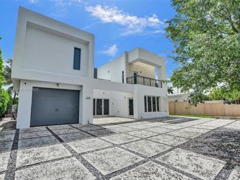 2612 Key Largo Ln