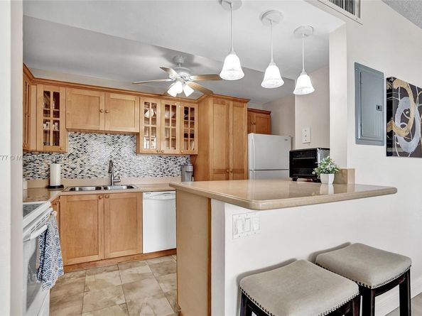1400 S Ocean Dr 708, Hollywood FL 33019
