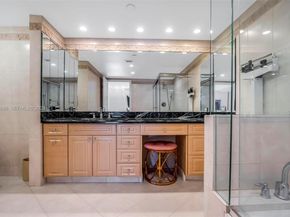 19707 Turnberry Way 22G, Aventura FL 33180