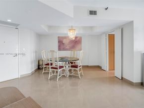 19707 Turnberry Way 22G, Aventura FL 33180