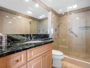 19707 Turnberry Way 22G, Aventura FL 33180