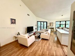 5790 Coach House Cir E, Boca Raton FL 33486