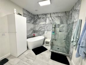 5790 Coach House Cir E, Boca Raton FL 33486