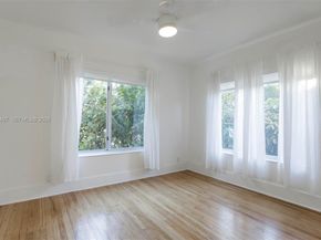 1360 SW 14th St, Miami FL 33145