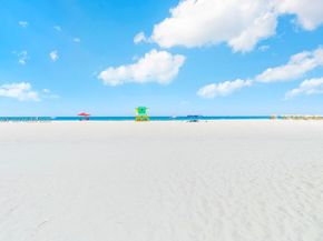 345 Ocean Dr 819, Miami Beach FL 33139