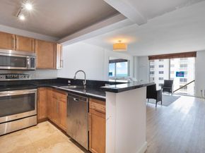 345 Ocean Dr 819, Miami Beach FL 33139