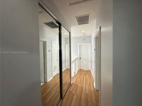 197 E Santa Barbara Way, Palm Beach Gardens FL 33410