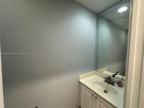 197 E Santa Barbara Way, Palm Beach Gardens FL 33410