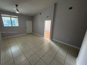 1543 SE 25th St 204, Homestead FL 33035