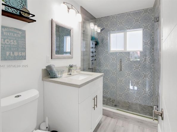 201 NW 51st Ct, Oakland Park FL 33309