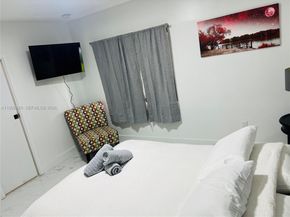 13236 NE 4th Ave, North Miami FL 33161