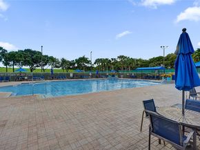 1046 Satinleaf St, Hollywood FL 33019