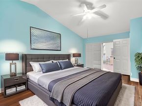 1046 Satinleaf St, Hollywood FL 33019