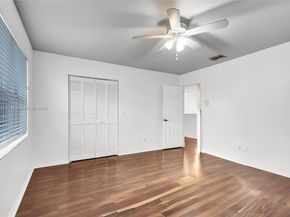 1046 Satinleaf St, Hollywood FL 33019