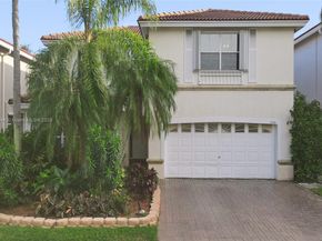 1046 Satinleaf St, Hollywood FL 33019