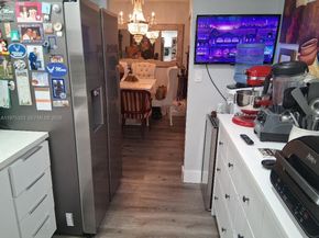 1000 St Charles Pl 609, Pembroke Pines FL 33026