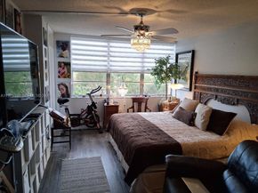 1000 St Charles Pl 609, Pembroke Pines FL 33026