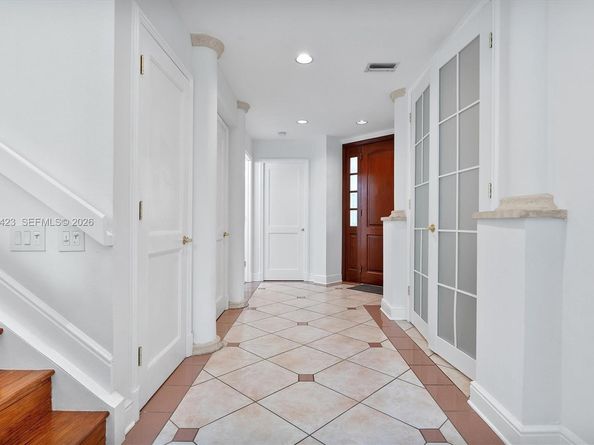 6720 SW 88th Ter, Pinecrest FL 33156
