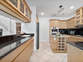6720 SW 88th Ter, Pinecrest FL 33156