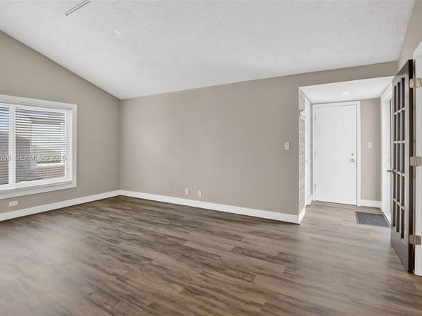 11120 NW 26th Pl, Sunrise FL 33322