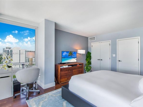 6801 Collins Ave 1101, Miami Beach FL 33141